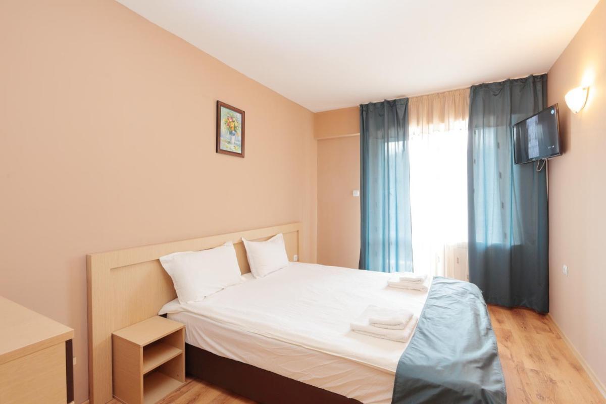 Hotel Panorama Panichishte Ngoại thất bức ảnh