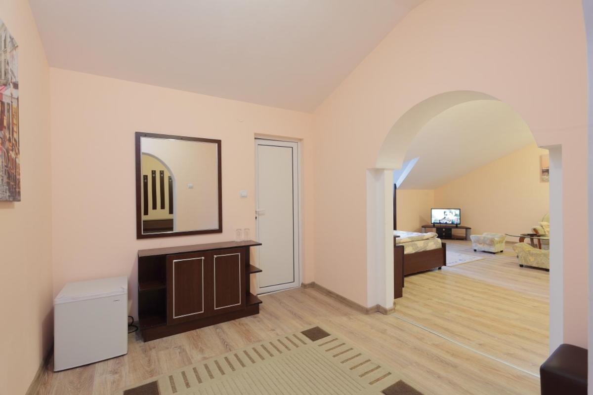 Hotel Panorama Panichishte Ngoại thất bức ảnh