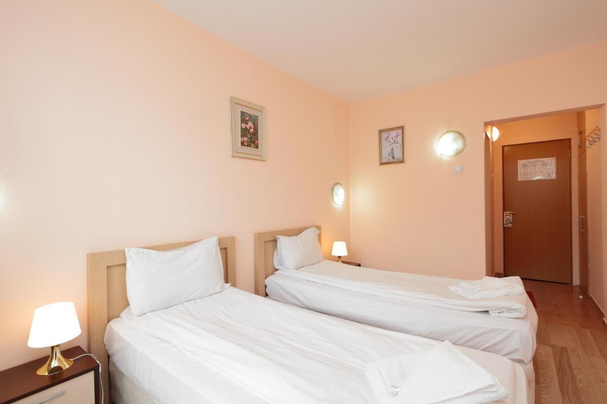 Hotel Panorama Panichishte Ngoại thất bức ảnh