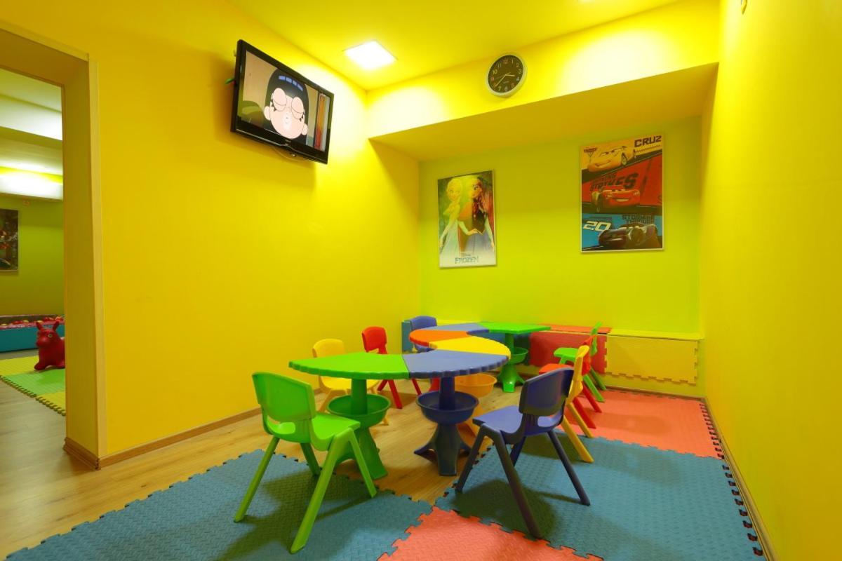 Hotel Panorama Panichishte Ngoại thất bức ảnh