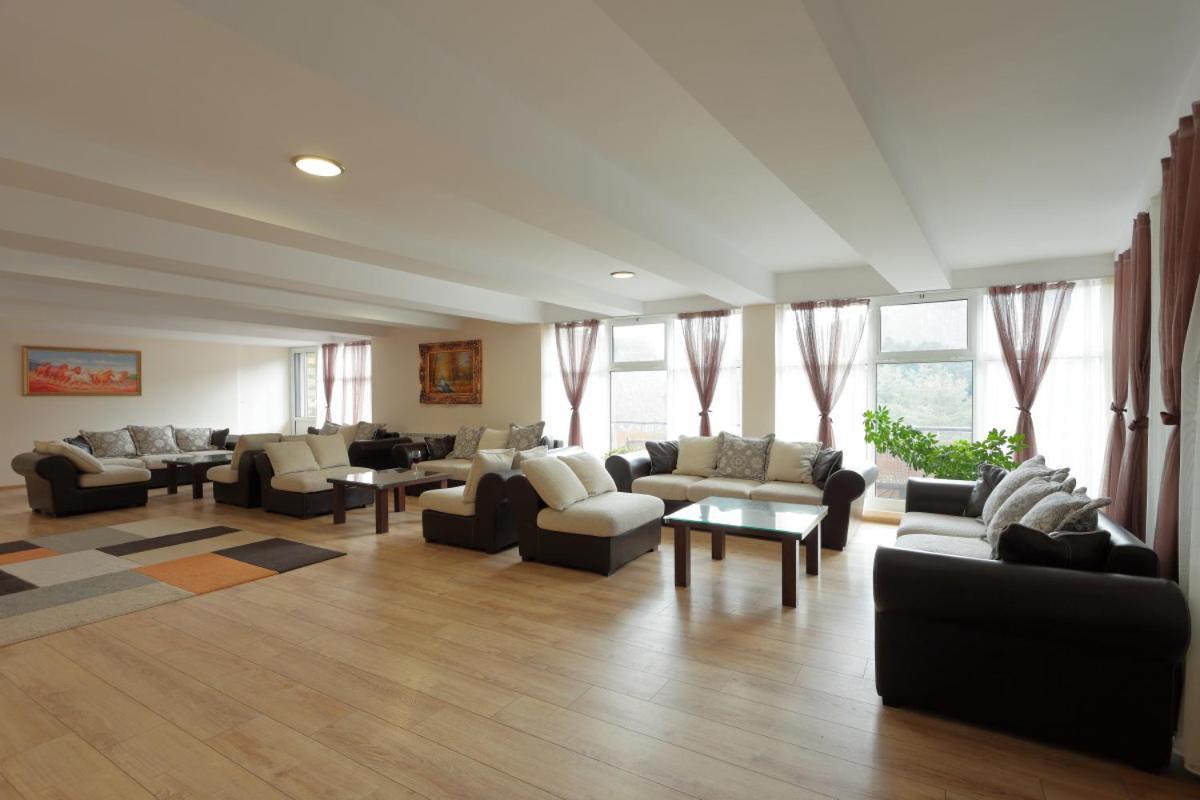 Hotel Panorama Panichishte Ngoại thất bức ảnh
