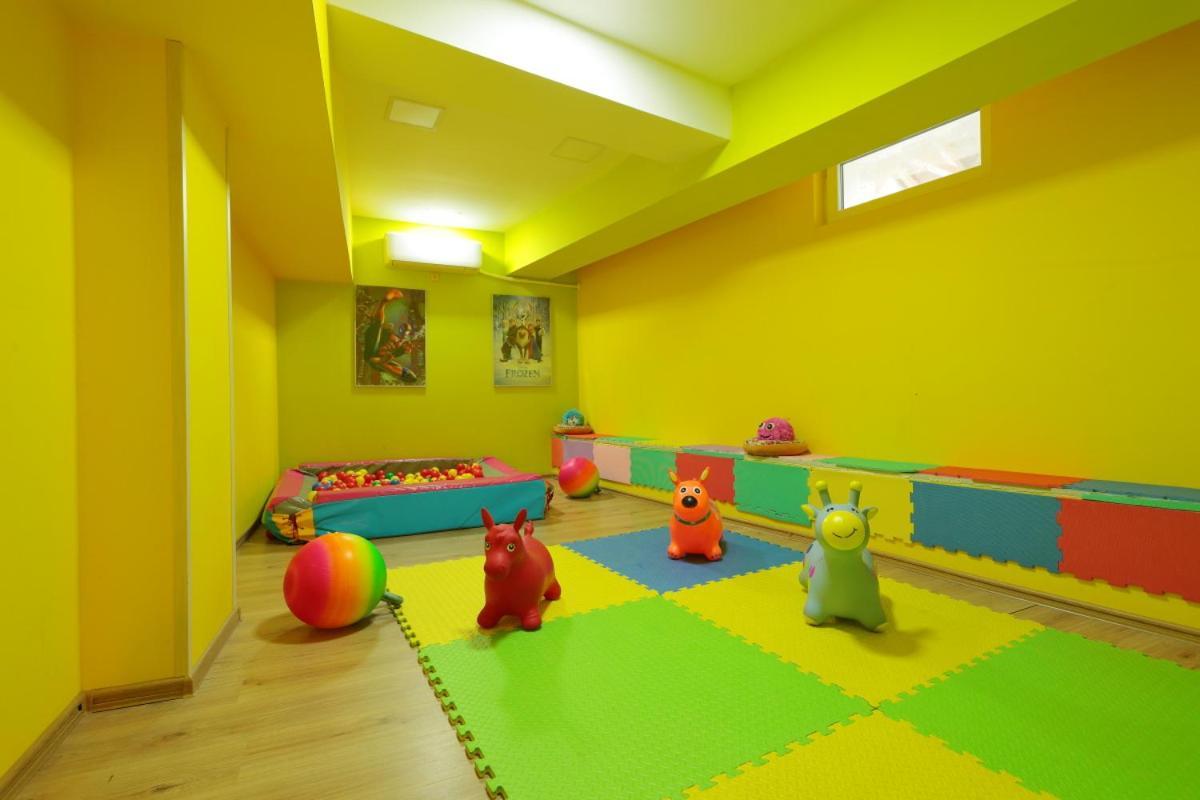 Hotel Panorama Panichishte Ngoại thất bức ảnh